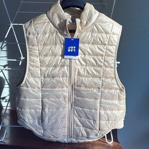 Women’s Quilted Puffer Vest Joylab NWT size M (B1)